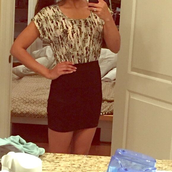 Forever21 work dress geo top bandage bottom LBD - Picture 3 of 3